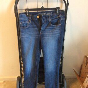 American Eagle Outfitters Women's Straight Super Stretch Jeans size 10
